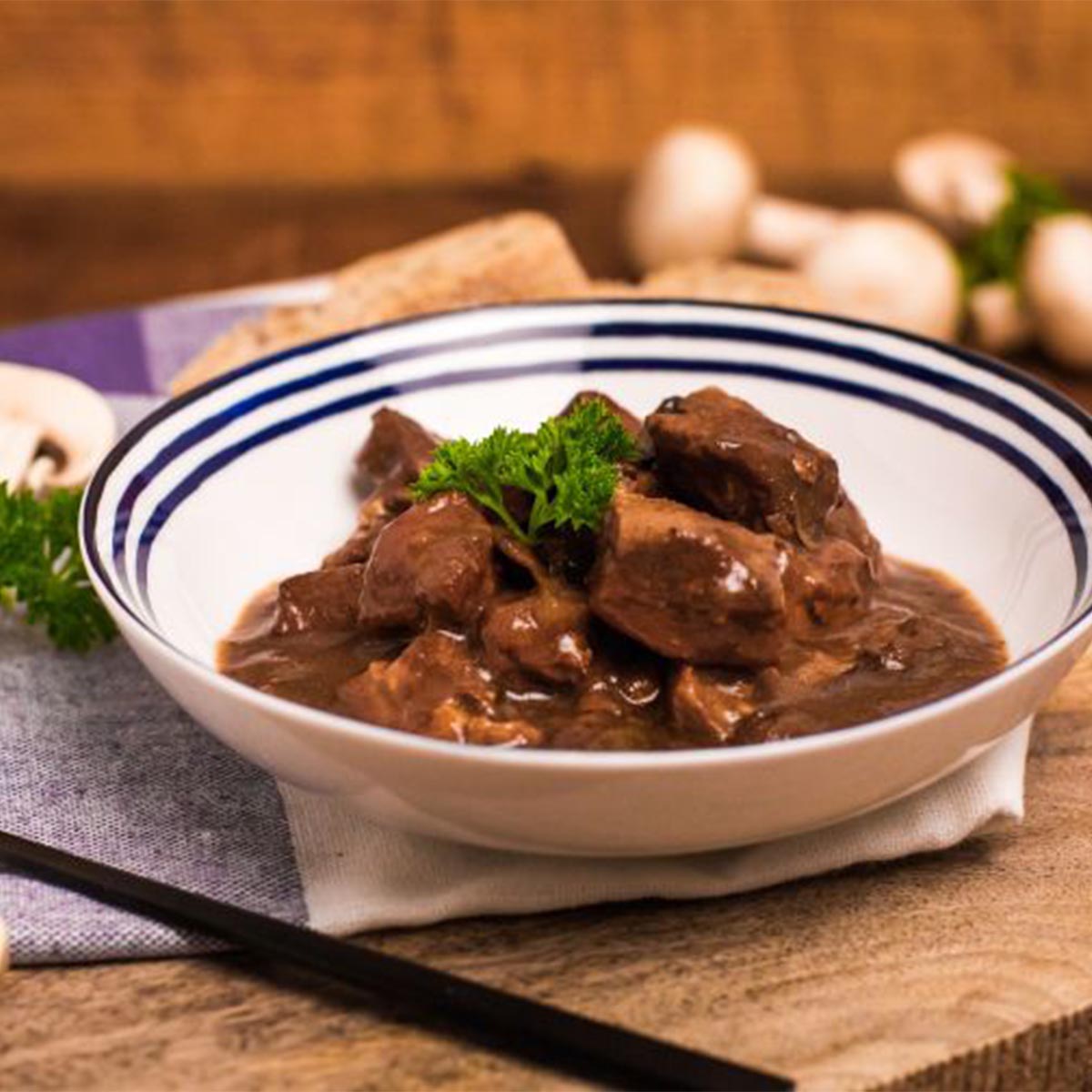 Dürrröhrsdorfer Fleisch- u. Wurstwaren Schweinegulasch mit Champignons im Glas