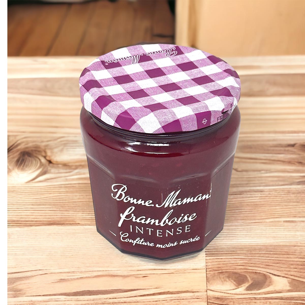 Genuss pur: Bonne Maman Himbeerkonfitüre - Fruchtige Intensität aus Frankreich 335g