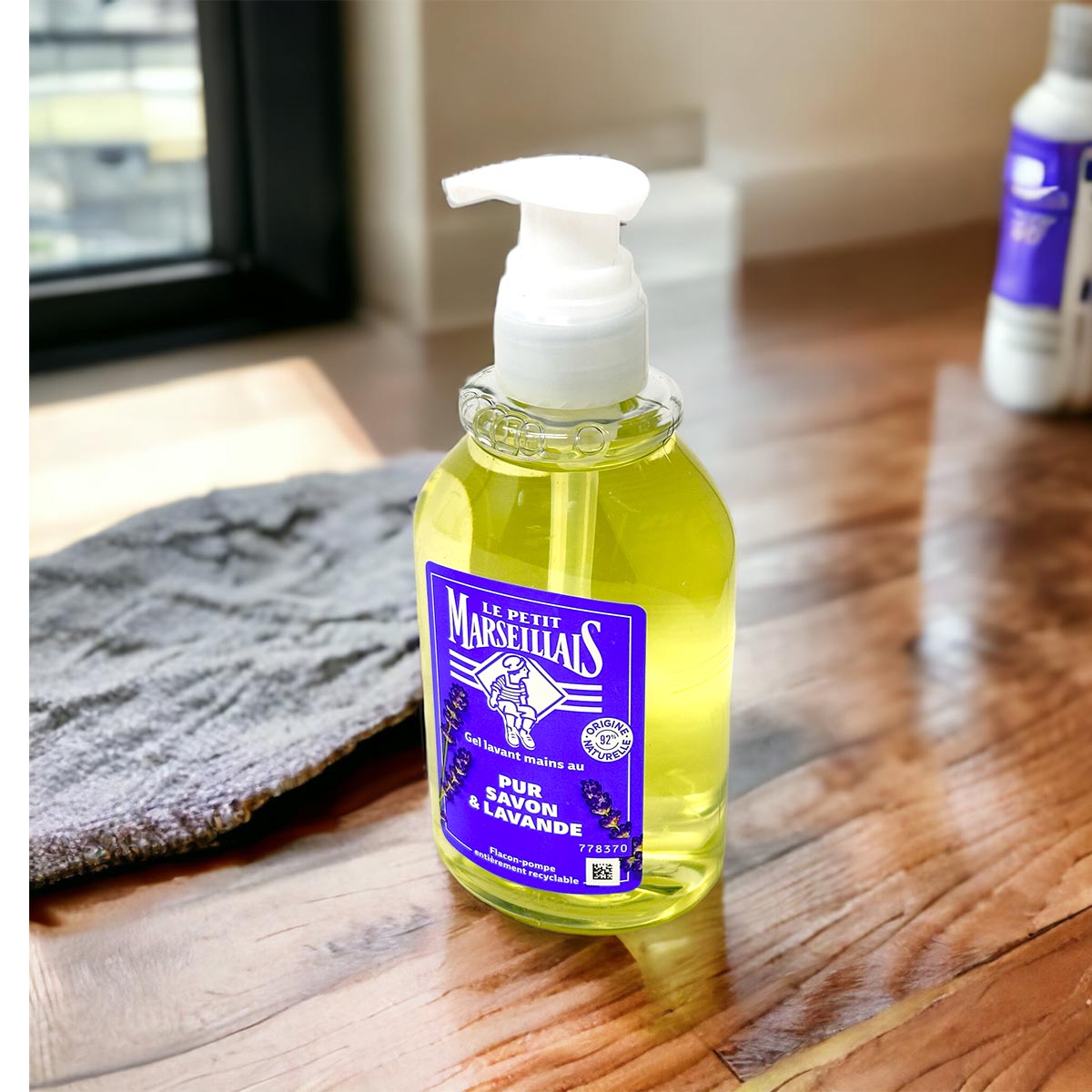 Le Petit Marseillais Flüssigseife Lavendelöl, 300 ml – Sanfte Pflege aus Frankreich