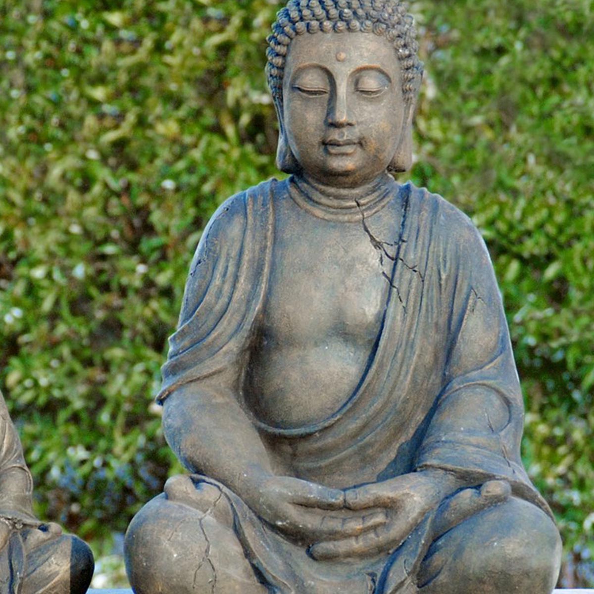 FeineHeimat Buddha Figur sitzend in Meditation 50 cm - Inspirierende Gartendekoration für spirituelle Harmonie