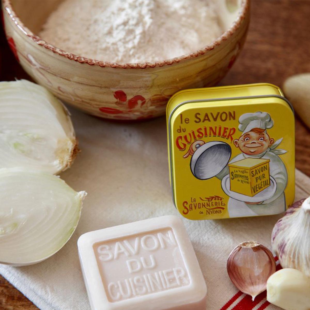 Traditionelle Reinigung: La Savonnerie De Nyons Kochseife 100g in Metalldose