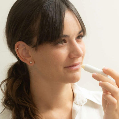 Le Petit Olivier Pflegender Lippenbalsamstift mit Arganöl, 4 g