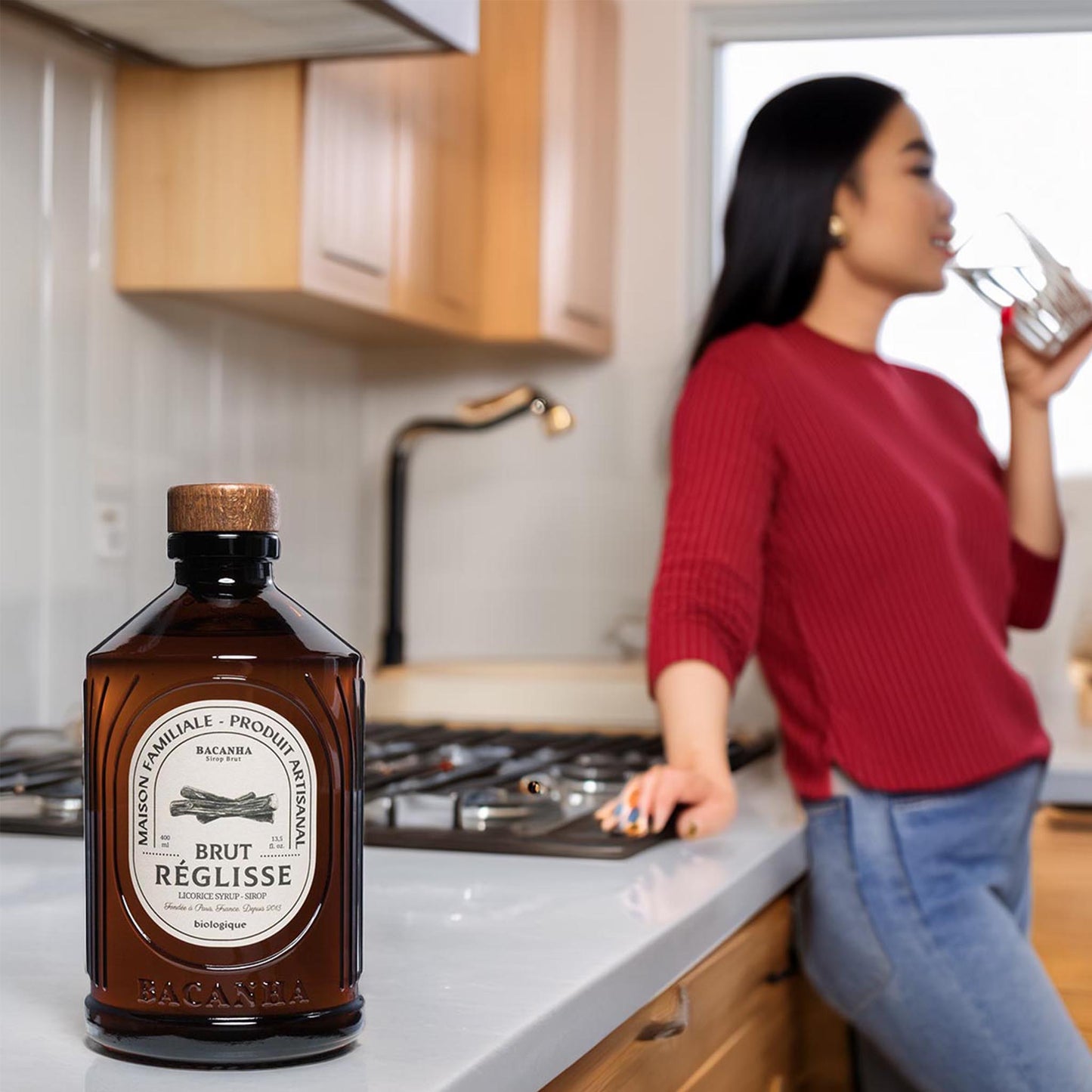 Bacanha Bio-Lakritz-Sirup (Sirop Brut de Réglisse) in der 400ml Glasflasche – hochwertiger Bio-Sirup aus Frankreich mit Bio-Rohrzucker für Cocktails und Desserts.