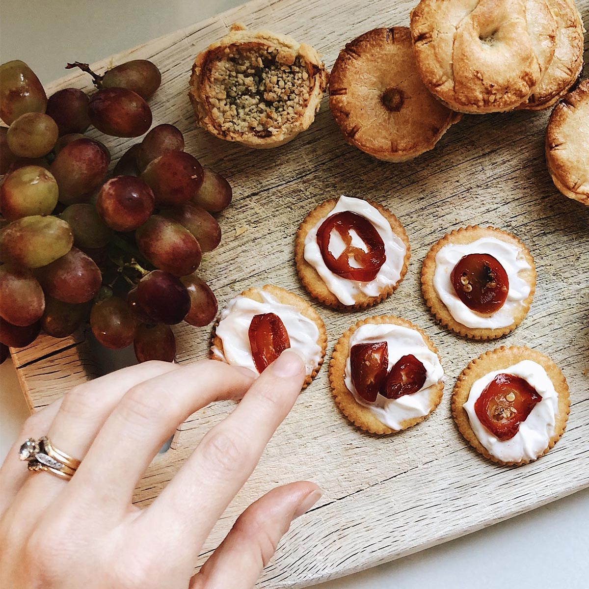 Haynes Gourmet Candied Jalapenos Red Rings - Süß-würzige Genuss-Kandierte Jalapeños