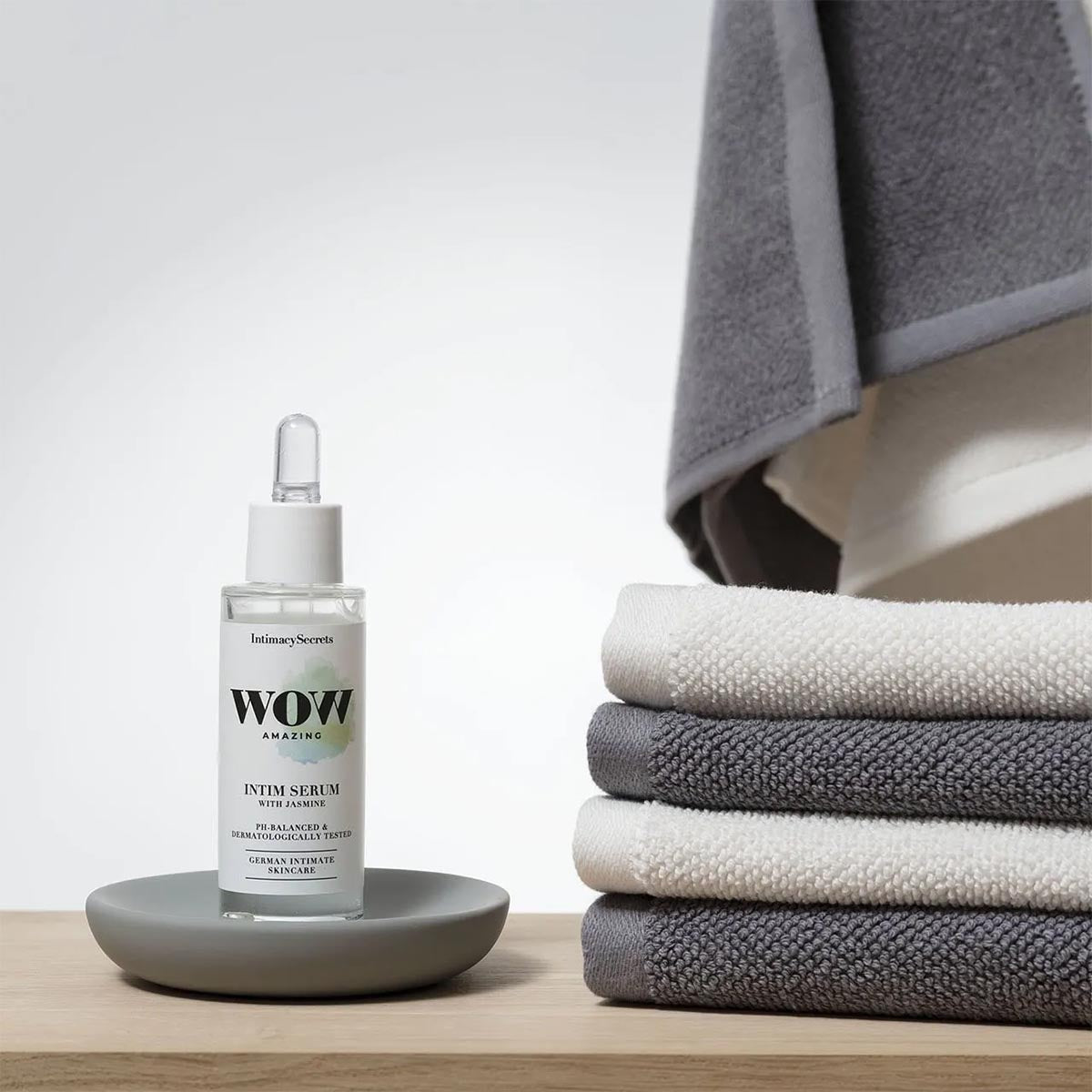 IntimacySecrets WOW Amazing Intim Serum feuchtigkeitsspendende Intimpflege mit Jasmin