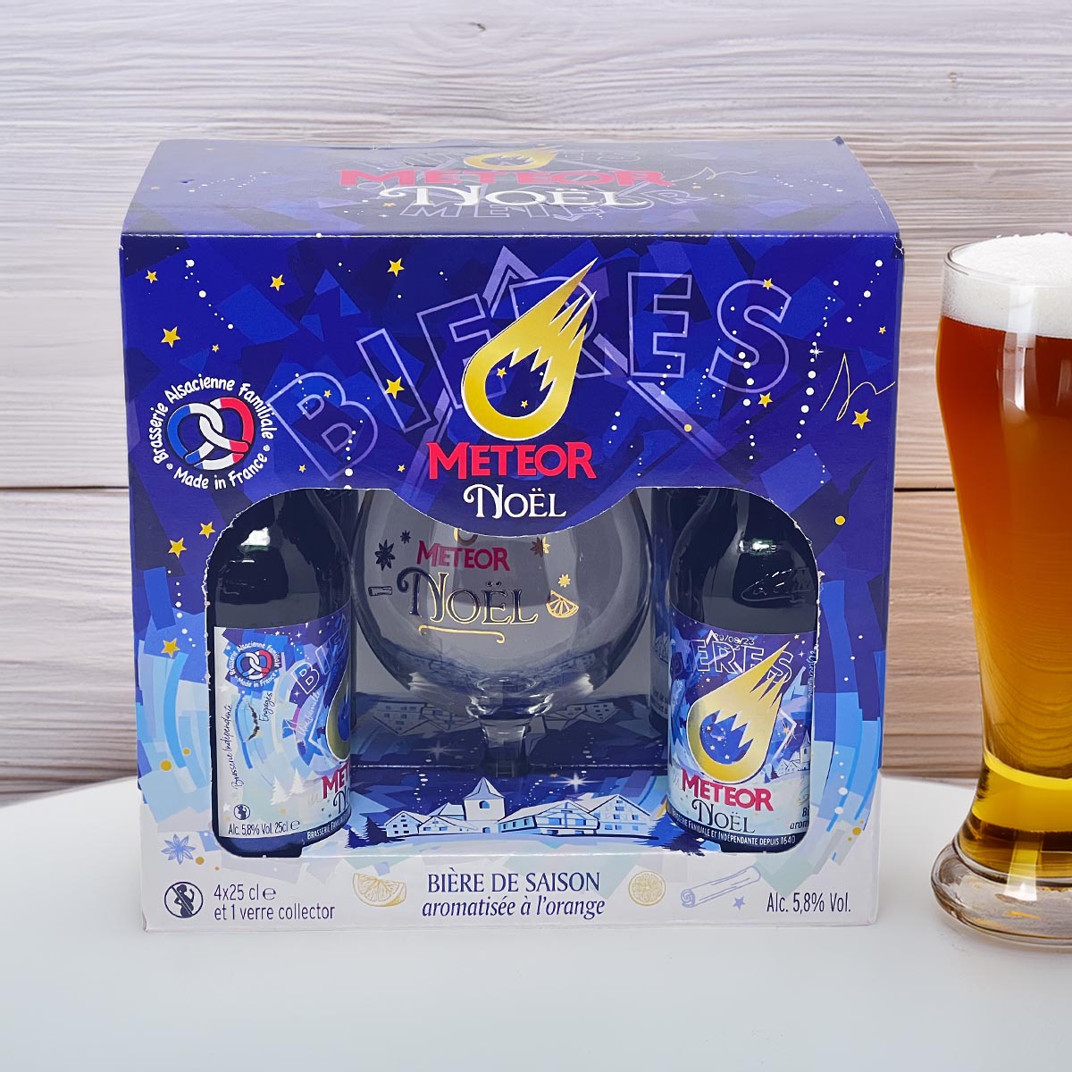 - 50 % Rabatt - Meteor Noël Weihnachtsbier mit Orangengeschmack 4x 25cl mit Sammlerglas