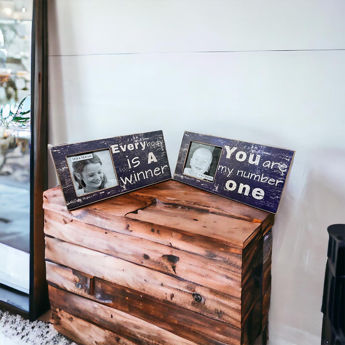 Stilvolle Wohnraumgestaltung: Das 2er-Set Bilderrahmen von Zarko aus Holz und Glas