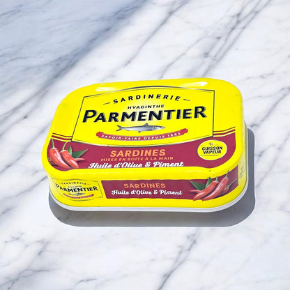 Sardinerie Parmentier Pikante Sardinen in Olivenöl: Mit feuriger Chili-Note