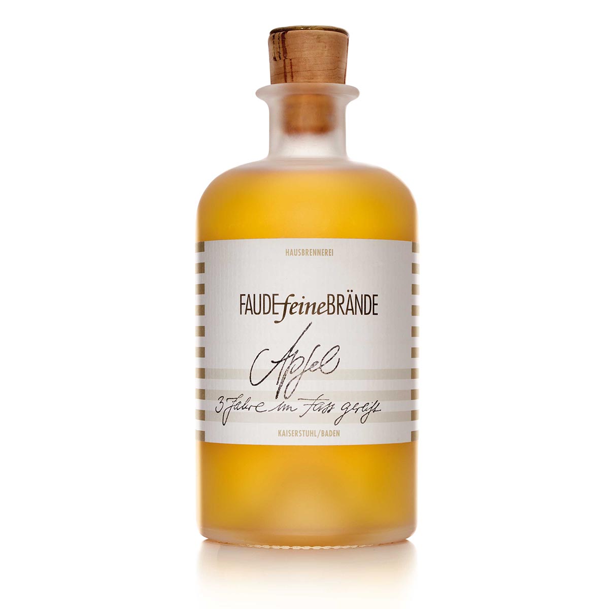 Faude Feine Brände Apfelbrand 3 Jahre Holzfass - Edler Genuss in jeder Flasche