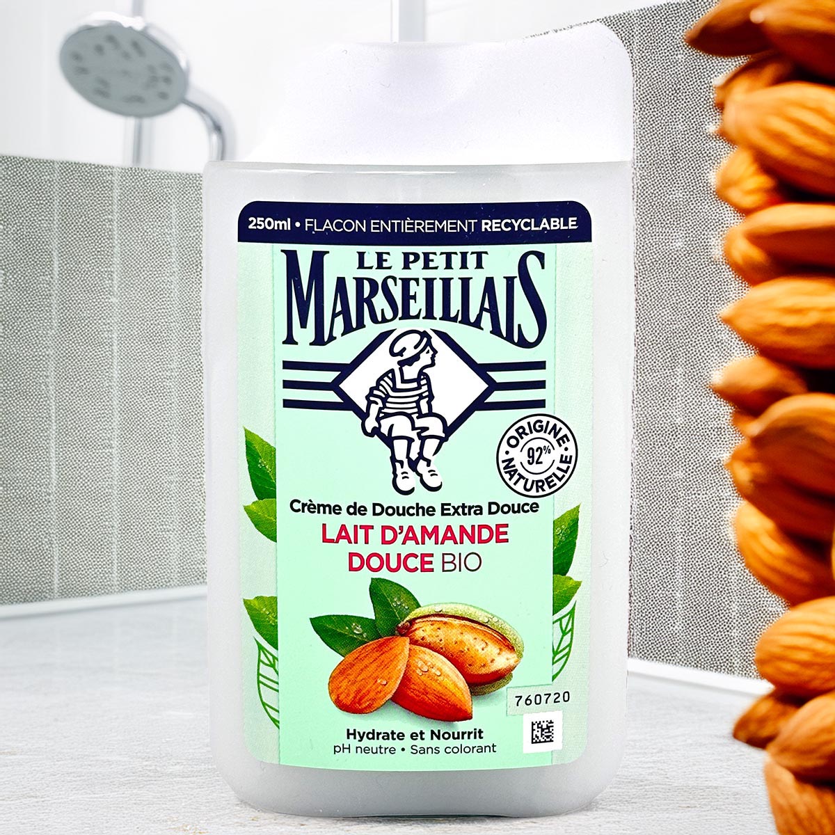 Le Petit Marseillais Duschgel: Mandelmilch für sanfte Pflege - 3x 250 m