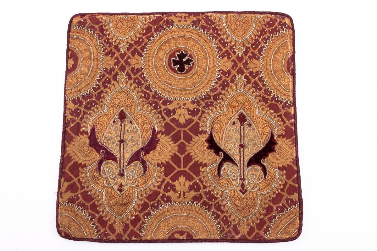 Kissenhülle Serenissima, Burgund/Gold, mit Samtapplikationen und Perlenstickerei