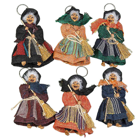 FeineHeimat Fantasy Schlüsselanhänger Schwarzwald Hexe, 11cm