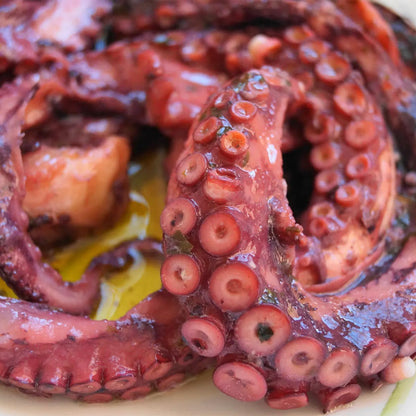 Exquisiter Genuss: Conservas La Receta Oktopus mit Knoblauch in spanischem Olivenöl!